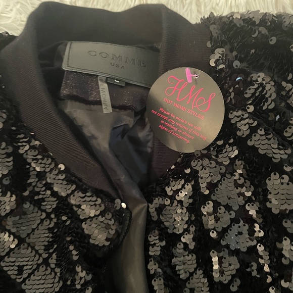 Black, sequin bomber type jacket, size large - Picture 2 of 7
